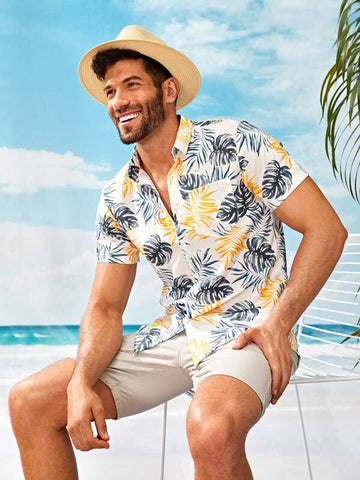 Men Tropical Print Curved Hem Hawaiian Shirt