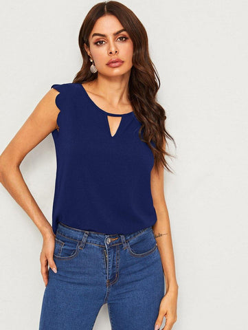 Solid Keyhole Neckline Scalloped Top - takostyle