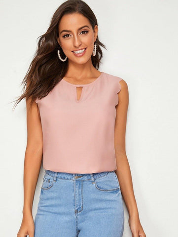 Solid Scallop Trim Keyhole Front Top - takostyle