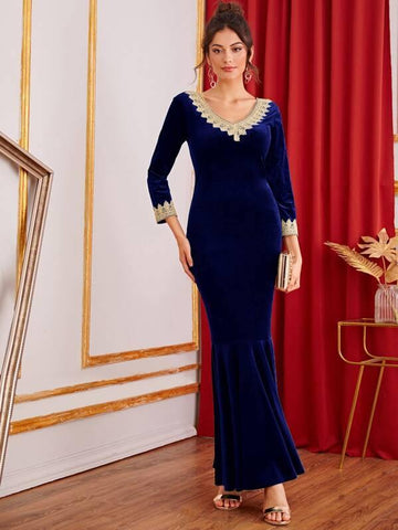 Lace Trim Fishtail Hem Velvet Dress - takostyle