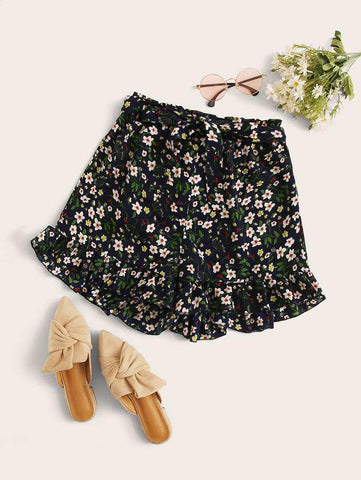 Ditsy Floral Ruffle Hem Belted Shorts - takostyle