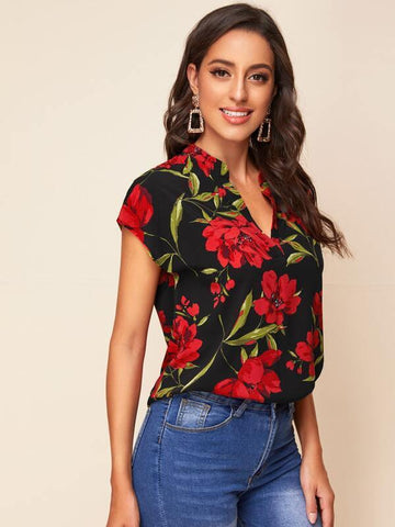Notched Neck Floral Print Curved Hem Top - takostyle