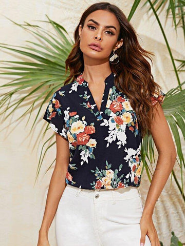 Notch Neck Batwing Sleeve Dip Hem Floral Top - takostyle