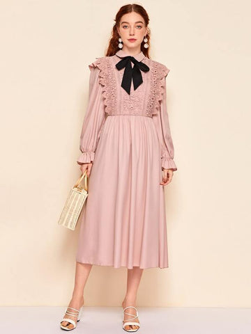 Contrast Tie Front Guipure Lace Trim Ruffle Trim Dress - takostyle