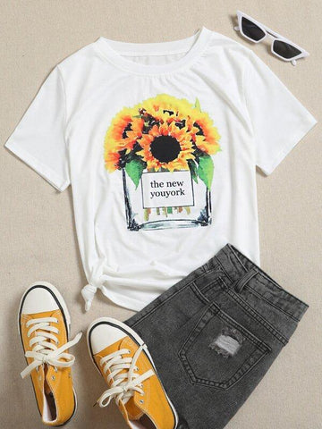 Sunflower & Letter Graphic Tee - takostyle
