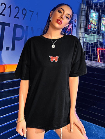 Embroidery Butterfly Patched Oversized Tee - takostyle