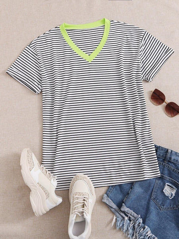 Contrast Binding Striped Print Tee - takostyle