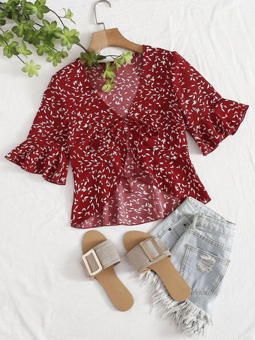 Allover Leaf Print Tie Front Ruffle Hem Top - takostyle