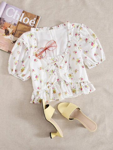 Ditsy Floral Lace Up Front Crop Blouse - takostyle